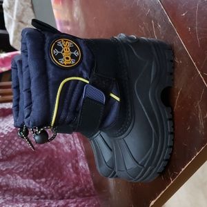 Kids snow boots